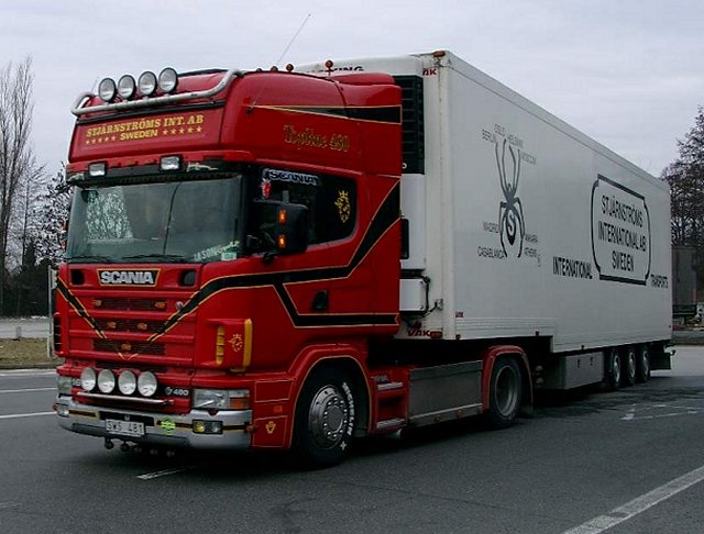 Scania-164-L-480-KUEKOSZ-rot-weiss-(Willann)-0104-1-S[1].jpg - Michael Willann